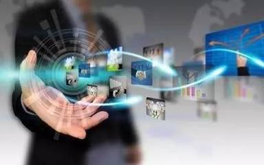 從事大數(shù)據(jù)方向與互聯(lián)網(wǎng)開發(fā)方向哪個(gè)好?